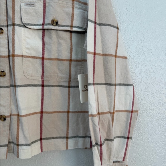 Brixton NWT Women’s Cream and Red Plaid Button Down Flannel Size Large - Picture 3 of 10